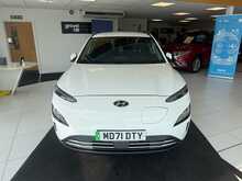 Hyundai KONA 64kWh Premium SUV 5dr Electric Auto (10.5kW Charger) (204 ps) 