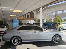 Mercedes-Benz E Class 2.0 E220d AMG Line (Premium) Saloon 4dr Diesel G-Tronic+ Euro 6 (s/s) (194 ps) 
