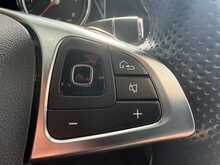 Mercedes-Benz E Class 2.0 E220d AMG Line (Premium) Saloon 4dr Diesel G-Tronic+ Euro 6 (s/s) (194 ps) 