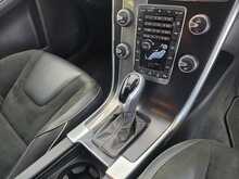 Volvo XC60 2.0 D4 R-Design Nav SUV 5dr Diesel Auto Euro 6 (s/s) (190 ps) 