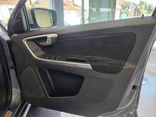 Volvo XC60 2.0 D4 R-Design Nav SUV 5dr Diesel Auto Euro 6 (s/s) (190 ps) 