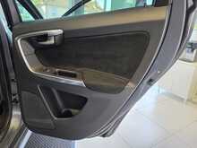 Volvo XC60 2.0 D4 R-Design Nav SUV 5dr Diesel Auto Euro 6 (s/s) (190 ps) 
