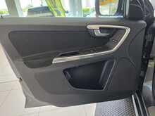 Volvo XC60 2.0 D4 R-Design Nav SUV 5dr Diesel Auto Euro 6 (s/s) (190 ps) 