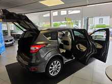 Ford Kuga 1.5T EcoBoost Vignale SUV 5dr Petrol Auto AWD Euro 6 (s/s) (182 ps) 