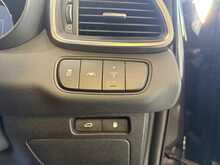 Kia Sorento 2.2 CRDi KX-3 SUV 5dr Diesel Auto AWD Euro 6 (197 bhp) 