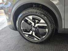 Peugeot 2008 1.2 GT SUV 5dr Petrol Hybrid e-DSC6 Euro 6 (s/s) (136 ps) 