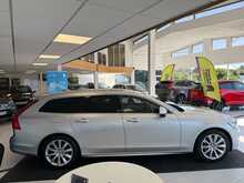 Volvo V90 2.0 D4 Momentum Plus Estate 5dr Diesel Auto Euro 6 (s/s) (190 ps) 