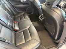 Volvo V90 2.0 D4 Momentum Plus Estate 5dr Diesel Auto Euro 6 (s/s) (190 ps) 