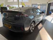 Hyundai IONIQ 1.6 h-GDi Premium SE Hatchback 5dr Petrol Hybrid DCT Euro 6 (s/s) (141 ps) 