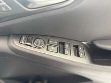 Hyundai IONIQ 1.6 h-GDi Premium SE Hatchback 5dr Petrol Hybrid DCT Euro 6 (s/s) (141 ps) 
