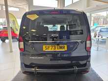 Ford Tourneo Connect 2.0 EcoBlue Titanium MPV 5dr Diesel Manual Euro 6 (s/s) (122 ps) 