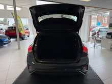 Ford Focus 1.5 EcoBlue ST-Line Hatchback 5dr Diesel Manual Euro 6 (s/s) (120 ps) 