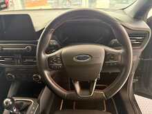 Ford Focus 1.5 EcoBlue ST-Line Hatchback 5dr Diesel Manual Euro 6 (s/s) (120 ps) 