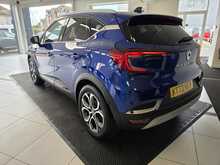 Renault Captur 1.6 E-TECH techno SUV 5dr Petrol Hybrid Auto Euro 6 (s/s) (145 ps) 
