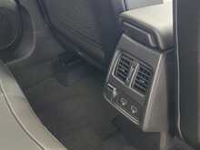 Renault Captur 1.6 E-TECH techno SUV 5dr Petrol Hybrid Auto Euro 6 (s/s) (145 ps) 