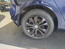 Volkswagen Golf 2.0 TDI BlueMotion Tech SE Hatchback 5dr Diesel Manual Euro 5 (s/s) (150 ps) 