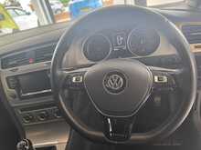 Volkswagen Golf 2.0 TDI BlueMotion Tech SE Hatchback 5dr Diesel Manual Euro 5 (s/s) (150 ps) 