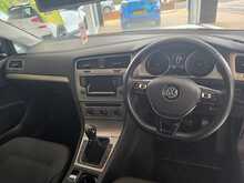 Volkswagen Golf 2.0 TDI BlueMotion Tech SE Hatchback 5dr Diesel Manual Euro 5 (s/s) (150 ps) 