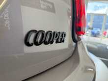 MINI Hatch 1.5 Cooper Sport Hatchback 5dr Petrol Steptronic Euro 6 (s/s) (136 ps) 