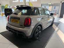 MINI Hatch 1.5 Cooper Sport Hatchback 5dr Petrol Steptronic Euro 6 (s/s) (136 ps) 