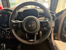 MINI Hatch 1.5 Cooper Sport Hatchback 5dr Petrol Steptronic Euro 6 (s/s) (136 ps) 