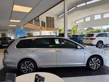 Volkswagen Golf 1.5 TSI EVO Match Estate 5dr Petrol DSG Euro 6 (s/s) (130 ps) 