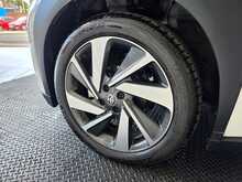 Toyota Aygo X 1.0 VVT-i Edge Hatchback 5dr Petrol Manual Euro 6 (s/s) (72 ps) 