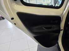 Toyota Aygo X 1.0 VVT-i Edge Hatchback 5dr Petrol Manual Euro 6 (s/s) (72 ps) 