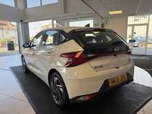 Hyundai i20 1.0 T-GDi MHEV SE Connect Hatchback 5dr Petrol Hybrid Manual Euro 6 (s/s) (100 ps) 