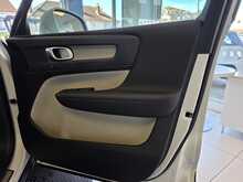 Volvo XC40 1.5h T5 Twin Engine Recharge 10.7kWh Inscription SUV 5dr Petrol Plug-in Hybrid Auto Euro 6 (s/s) 
