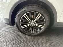 Volkswagen Tiguan 2.0 TDI BlueMotion Tech SE Navigation SUV 5dr Diesel DSG 4Motion Euro 6 (s/s) (150 ps) 