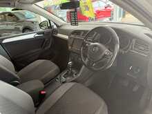 Volkswagen Tiguan 2.0 TDI BlueMotion Tech SE Navigation SUV 5dr Diesel DSG 4Motion Euro 6 (s/s) (150 ps) 