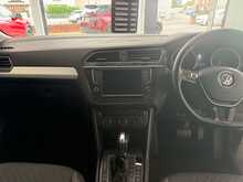 Volkswagen Tiguan 2.0 TDI BlueMotion Tech SE Navigation SUV 5dr Diesel DSG 4Motion Euro 6 (s/s) (150 ps) 