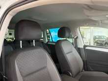 Volkswagen Tiguan 2.0 TDI BlueMotion Tech SE Navigation SUV 5dr Diesel DSG 4Motion Euro 6 (s/s) (150 ps) 