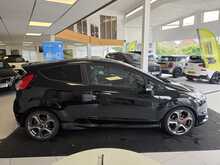 Ford Fiesta 1.6T EcoBoost ST-3 Hatchback 3dr Petrol Manual Euro 6 (182 ps) 
