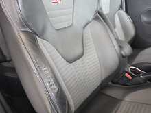 Ford Fiesta 1.6T EcoBoost ST-3 Hatchback 3dr Petrol Manual Euro 6 (182 ps) 
