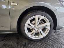 Vauxhall Astra 1.4i Turbo SRi Sports Tourer 5dr Petrol Auto Euro 6 (s/s) (150 ps) 