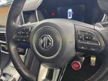 MG MG HS 1.5 T-GDI Exclusive SUV 5dr Petrol DCT Euro 6 (s/s) (162 ps) 