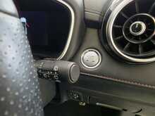 MG MG HS 1.5 T-GDI Exclusive SUV 5dr Petrol DCT Euro 6 (s/s) (162 ps) 