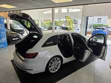 Audi S4 Avant 3.0 TFSI V6 Estate 5dr Petrol Tiptronic quattro Euro 6 (s/s) (354 ps) 