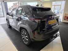 Toyota Yaris Cross 1.5 VVT-h Design SUV 5dr Petrol Hybrid E-CVT Euro 6 (s/s) (116 ps) 