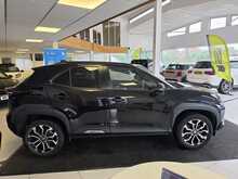 Toyota Yaris Cross 1.5 VVT-h Design SUV 5dr Petrol Hybrid E-CVT Euro 6 (s/s) (116 ps) 