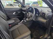 Toyota Yaris Cross 1.5 VVT-h Design SUV 5dr Petrol Hybrid E-CVT Euro 6 (s/s) (116 ps) 