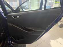 Hyundai IONIQ 1.6 h-GDi GPF Premium SE Hatchback 5dr Petrol Hybrid DCT Euro 6 (s/s) (141 ps) 