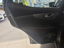 Nissan Qashqai 1.3 DIG-T Tekna SUV 5dr Petrol DCT Auto Euro 6 (s/s) (160 ps) 