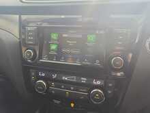 Nissan Qashqai 1.3 DIG-T Tekna SUV 5dr Petrol DCT Auto Euro 6 (s/s) (160 ps) 