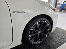 Toyota Corolla 2.0 VVT-h GPF GR SPORT Touring Sports 5dr Petrol Hybrid CVT Euro 6 (s/s) (184 ps) 