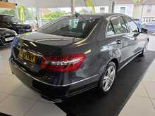 Mercedes-Benz E Class 2.1 E250 CDI BlueEfficiency Avantgarde Saloon 4dr Diesel G-Tronic+ Euro 5 (s/s) (204 ps) 