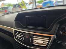 Mercedes-Benz E Class 2.1 E250 CDI BlueEfficiency Avantgarde Saloon 4dr Diesel G-Tronic+ Euro 5 (s/s) (204 ps) 
