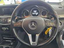 Mercedes-Benz E Class 2.1 E250 CDI BlueEfficiency Avantgarde Saloon 4dr Diesel G-Tronic+ Euro 5 (s/s) (204 ps) 